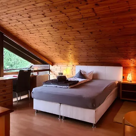Zi07 Doppelzimmer Schoenblick Mit Balkon